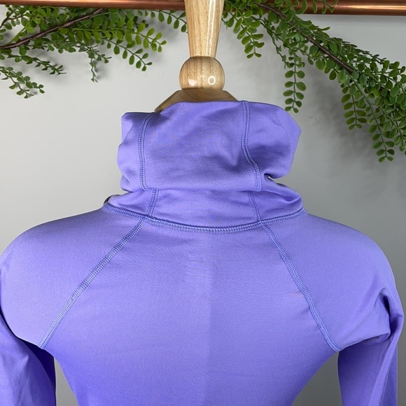 Nike Pro cowl neck lavender running pullover S - Picture 7 of 7